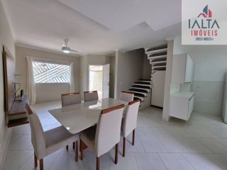 Sobrado a 300mt da Praia na Martim de Sá