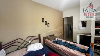 Terreno com casa de fundos, no Massaguaçu - Caraguatatuba/SP