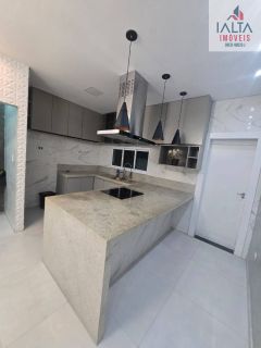 Belíssimo sobrado todo planejado no Balneário Golfinho, Caraguatatuba SP