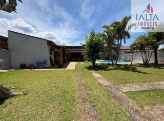 Casa com piscina à Venda a 2 min da Praia da Massaguaçu, Caraguatatuba/SP