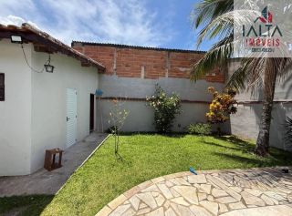 Casa com piscina à Venda a 2 min da Praia da Massaguaçu, Caraguatatuba/SP