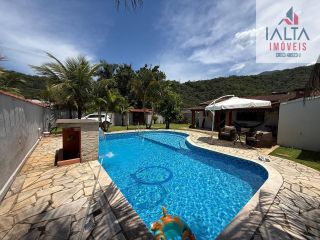 Casa com piscina à Venda a 2 min da Praia da Massaguaçu, Caraguatatuba/SP