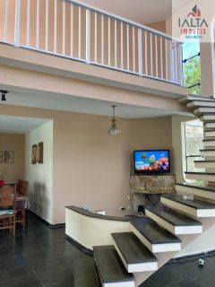 Casa Para Vender com 5 quartos 2 suítes no bairro Pontal de Santa Marina em Caraguatatuba