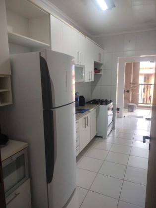 Apartamento amplo a poucos metros da orla da Praia