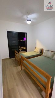 Apartamento amplo e bem localizado!