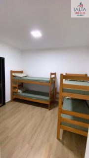 Apartamento amplo e bem localizado!