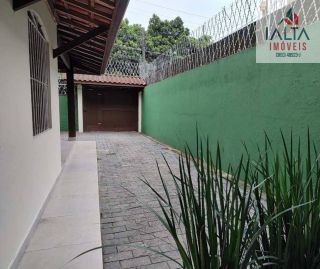 Casa confortável e bem localizada