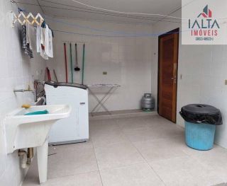 Casa confortável e bem localizada