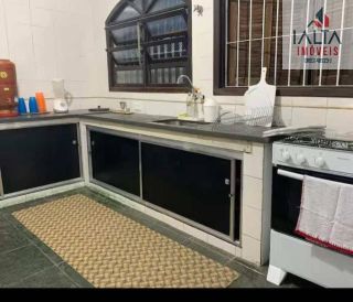 Casa confortável e bem localizada