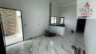 Casa Nova espaçosa, no Balneário Golfinho - Caraguatatuba/SP