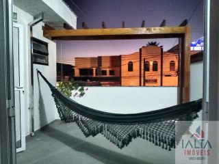 Casa localização estratégica!