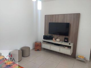 Apartamento amplo no centro comercial de Ubatuba