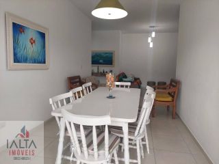 Apartamento amplo no centro comercial de Ubatuba