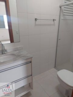 Apartamento amplo no centro comercial de Ubatuba