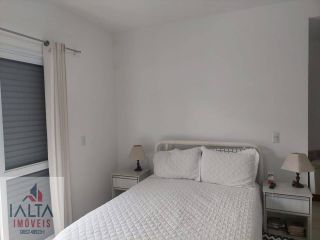 Apartamento amplo no centro comercial de Ubatuba