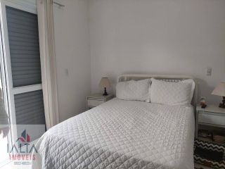 Apartamento amplo no centro comercial de Ubatuba