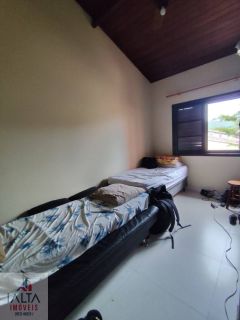 Sobrado em Condomínio à Venda na Martim de Sá – Caraguatatuba