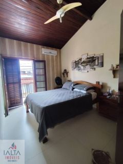 Sobrado em Condomínio à Venda na Martim de Sá – Caraguatatuba