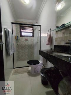 Sobrado em Condomínio à Venda na Martim de Sá – Caraguatatuba