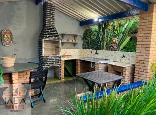 Belíssima Casa estilo Grécia, na Massaguaçu - Caraguatatuba/SP