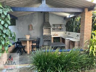 Belíssima Casa estilo Grécia, na Massaguaçu - Caraguatatuba/SP