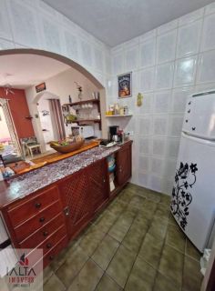 Casa disponível para locação no bairro Itaguá