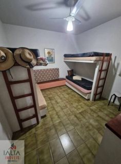 Casa disponível para locação no bairro Itaguá