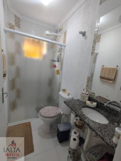 ​Oportunidade rara: Casa térrea, segura e com uma área gourmet que é um verdadeiro convite ao descanso.