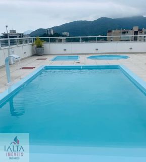 Apartamento todo mobiliado no Centro de Ubatuba – Corredor Comercial a 700m da Orla do Mar