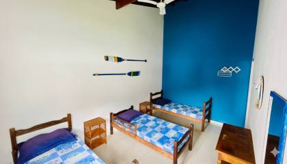 Charmosa casa com 3 dormitórios na Praia das Toninhas