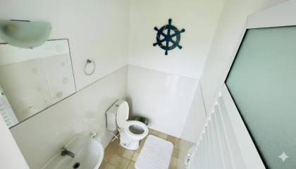 Charmosa casa com 3 dormitórios na Praia das Toninhas