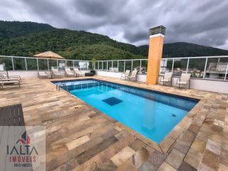 Apartamento novo a poucos metros do mar!