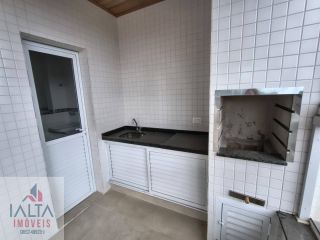 Apartamento novo a poucos metros do mar!