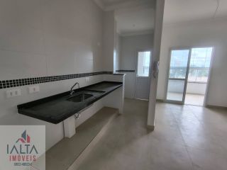 Apartamento novo a poucos metros do mar!