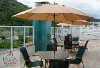 Conforto e Localização: 3 Dormitórios a 200m da Praia das Toninhas