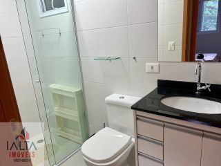 Conforto e Localização: 3 Dormitórios a 200m da Praia das Toninhas