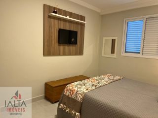 Conforto e Localização: 3 Dormitórios a 200m da Praia das Toninhas