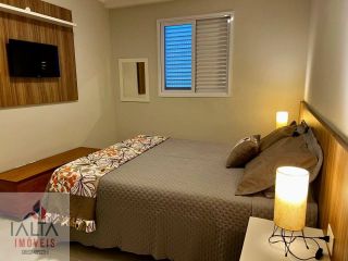 Conforto e Localização: 3 Dormitórios a 200m da Praia das Toninhas