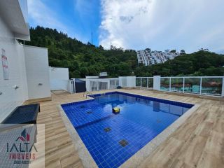 Apartamento Novo com Vista para o Mar a 500m da Praia das Toninhas