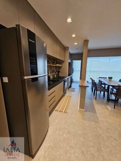 Apartamento Novo com Vista para o Mar a 500m da Praia das Toninhas