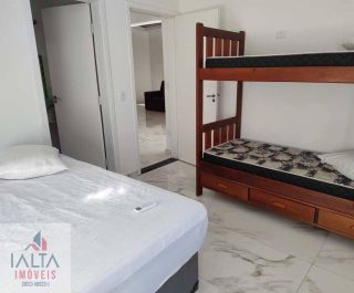 Linda Casa de Condomínio Horto Florestal.