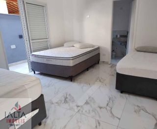 Linda Casa de Condomínio Horto Florestal.