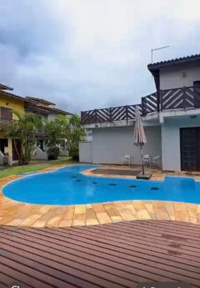 Casa de Condomínio Para Vender com 2 quartos 1 suítes no bairro Indaiá em Caraguatatuba