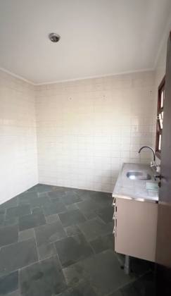 Casa de Condomínio Para Vender com 2 quartos 1 suítes no bairro Indaiá em Caraguatatuba