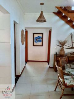 Linda Casa em Ubatuba – 4 Suítes, Área Gourmet e Apenas 350m da Praia