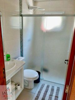 Linda Casa em Ubatuba – 4 Suítes, Área Gourmet e Apenas 350m da Praia