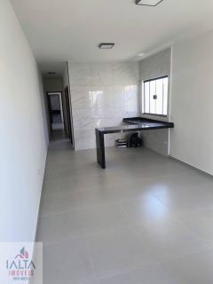 Casa Para Vender com 2 quartos 2 suítes no bairro golfinhos em Caraguatatuba