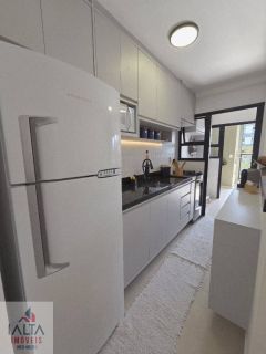 Apartamento novo duas suítes, próximo a orla!