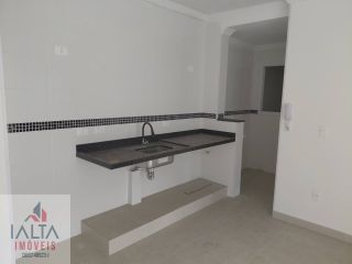 Apartamento Novo com 2 Dormitórios (1 Suíte) a 290m da Praia das Toninhas em Ubatuba