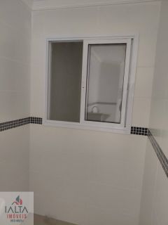 Apartamento Novo com 2 Dormitórios (1 Suíte) a 290m da Praia das Toninhas em Ubatuba